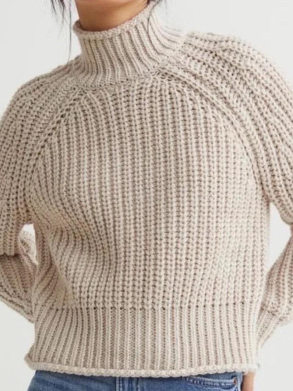 H&M Chunky Knit Women’s Sweater